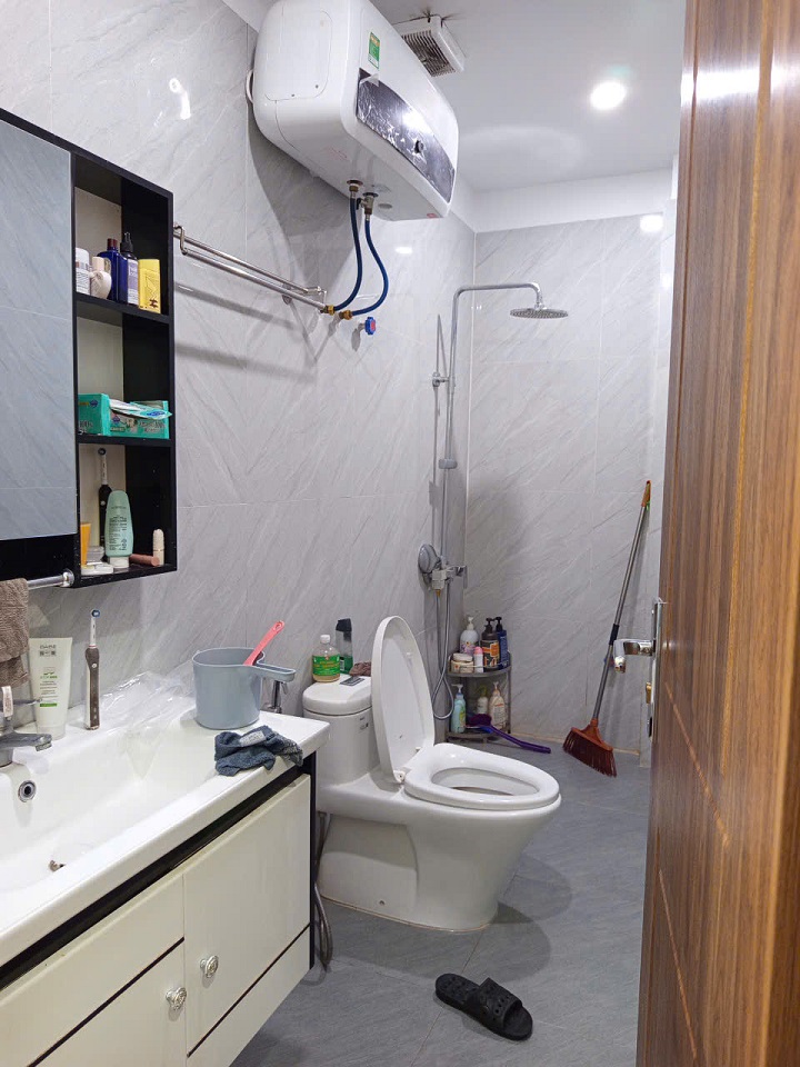 Bán Nhà 4 Tầng Độc Lập Mặt Tiền Đẹp Tại Đường Thiên Lôi, Kênh Dương, Lê Chân, Hải Phòng